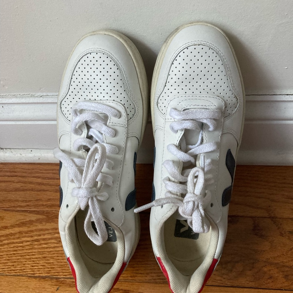 Veja White and Black Women's Sneakers